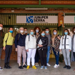 Una delegació del Projecte “La ciència no té pàtria” de Polònia visita el CIFP Juníper Serra