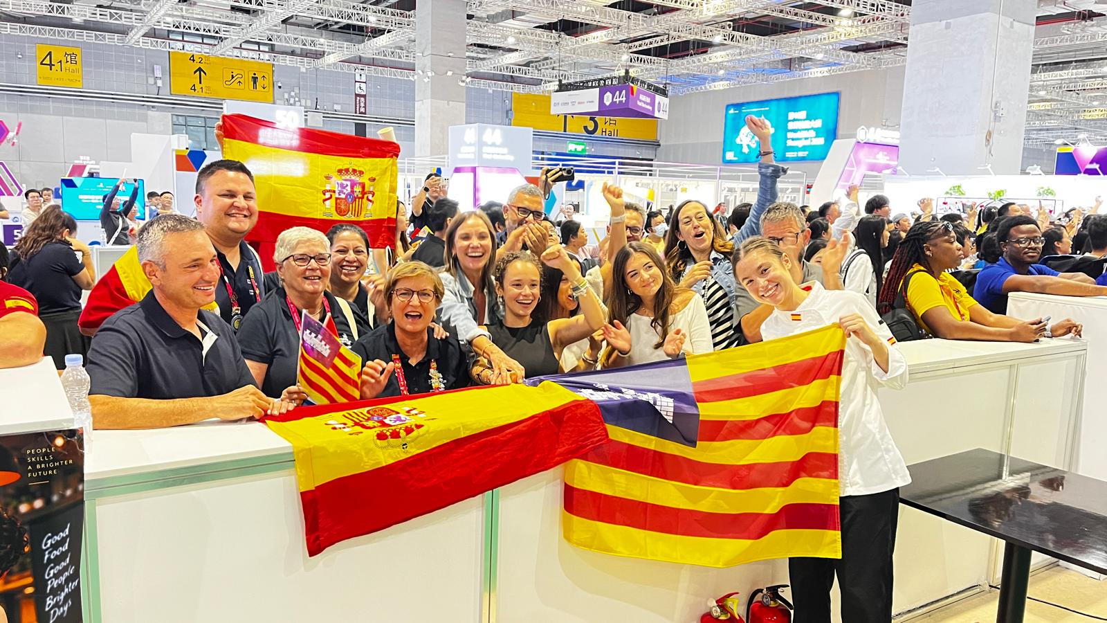 Àngela Font, fa història a Shanghái amb una medalla d’excel·lència als WorldSkills 2026
